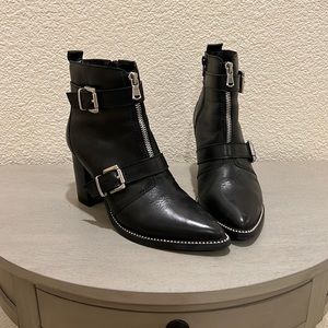 Steve Madden Halle Black Leather Boots